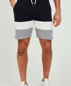 Auslauf ⭐ Indicode Sweatshorts »Caul« Sweatshorts mit Colorblock Optik Bordeaux (201), Black (999), Army (600), Navy (400) 🎁 35 Auslauf ⭐ Indicode Sweatshorts »Caul« Sweatshorts mit Colorblock Optik Bordeaux (201), Black (999), Army (600), Navy (400) 🎁 -Indicode Verkaufsladen 0282af17 6541 5fce 8fa1 2d7c4c237672