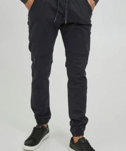 Angebote 🤩 Indicode Chinohose »65296MM« Chinohose mit Kordelzug Black (999), Dark Grey (910), Amber (035) 🎉 42 Angebote 🤩 Indicode Chinohose »65296MM« Chinohose mit Kordelzug Black (999), Dark Grey (910), Amber (035) 🎉 -Indicode Verkaufsladen 81305f33 5679 5c7f 9640 7a5aa4a5dfd9