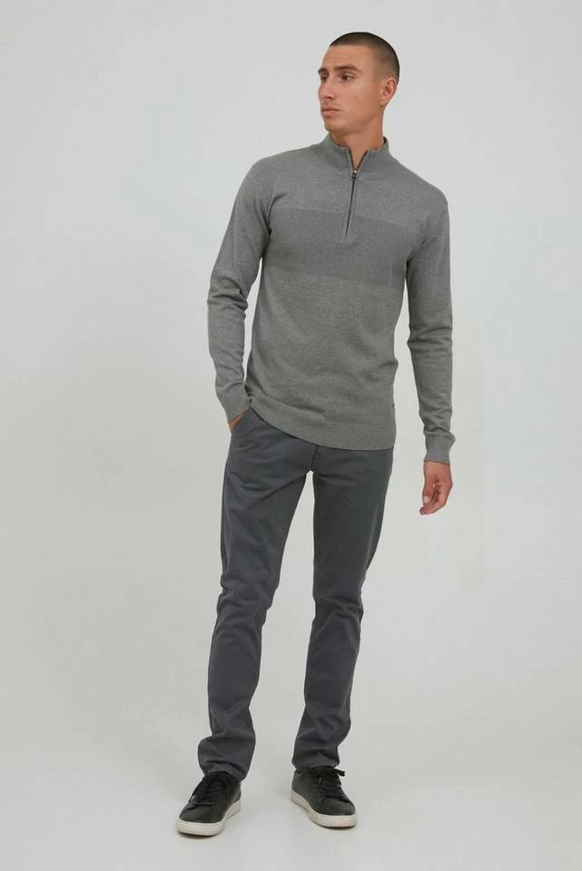 Rabatt ✔️ Indicode Troyer »Erno« Strickpulli mit Reißverschluss Grey Mix (914), Black (999), Navy (400), Charcoal Mix (915) 🥰 2 Rabatt ✔️ Indicode Troyer »Erno« Strickpulli mit Reißverschluss Grey Mix (914), Black (999), Navy (400), Charcoal Mix (915) 🥰 – Bild 2